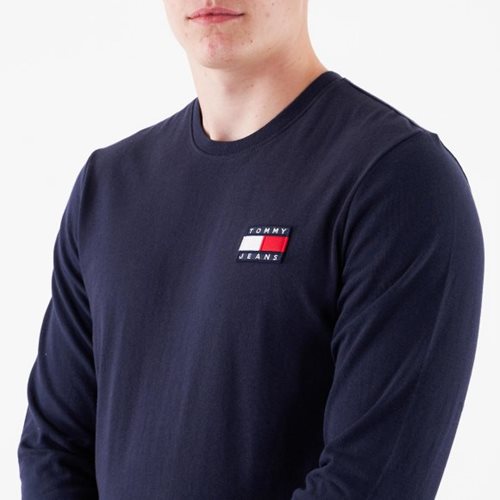 tommy-jeans-tjm-tommy-badge-longsleeve-tee_580x580c