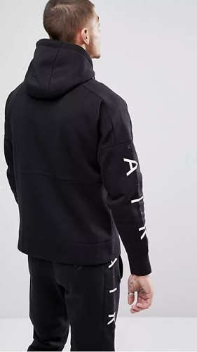 886044-010-886048-011_03